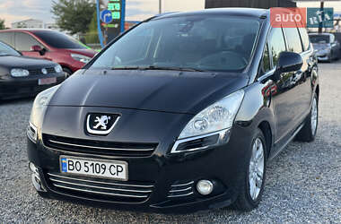 Микровэн Peugeot 5008 2010 в 