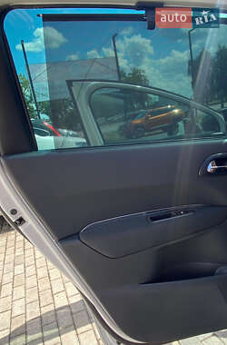 Мікровен Peugeot 5008 2013 в 