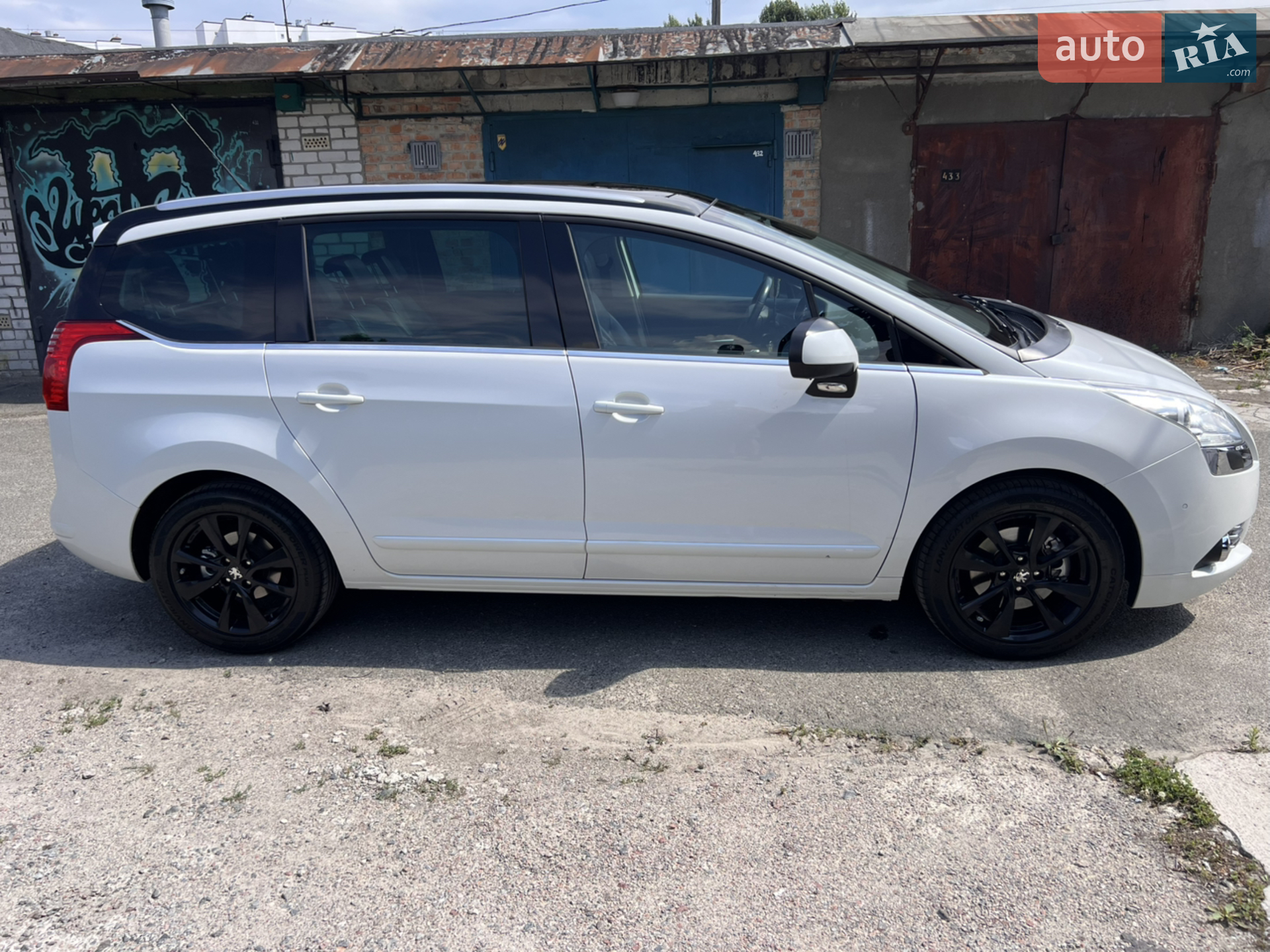 2011 Peugeot 5008 - мініатюра 4