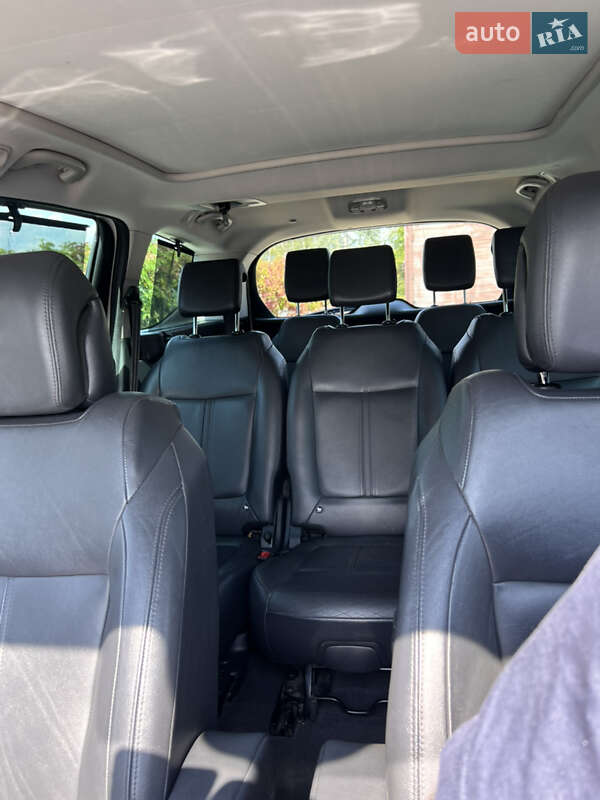 Мікровен Peugeot 5008 2011 в Вишневому