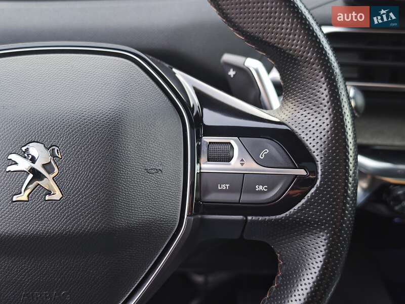 Позашляховик / Кросовер Peugeot 5008 2021 в Дубні