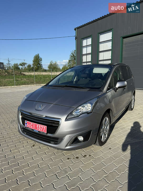 Микровэн Peugeot 5008 2014 в Калуше