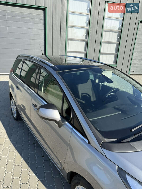 Микровэн Peugeot 5008 2014 в Калуше