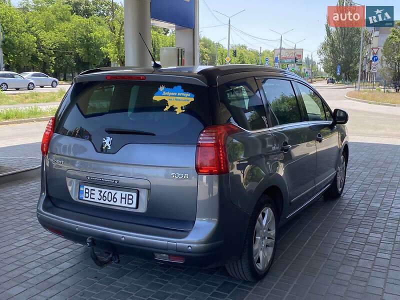 Микровэн Peugeot 5008 2011 в Николаеве
