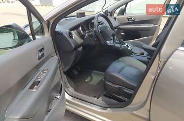 Мікровен Peugeot 5008 2010 в 