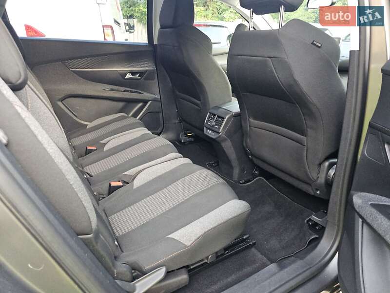 Позашляховик / Кросовер Peugeot 5008 2018 в Стрию