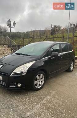 Мікровен Peugeot 5008 2012 в Києві