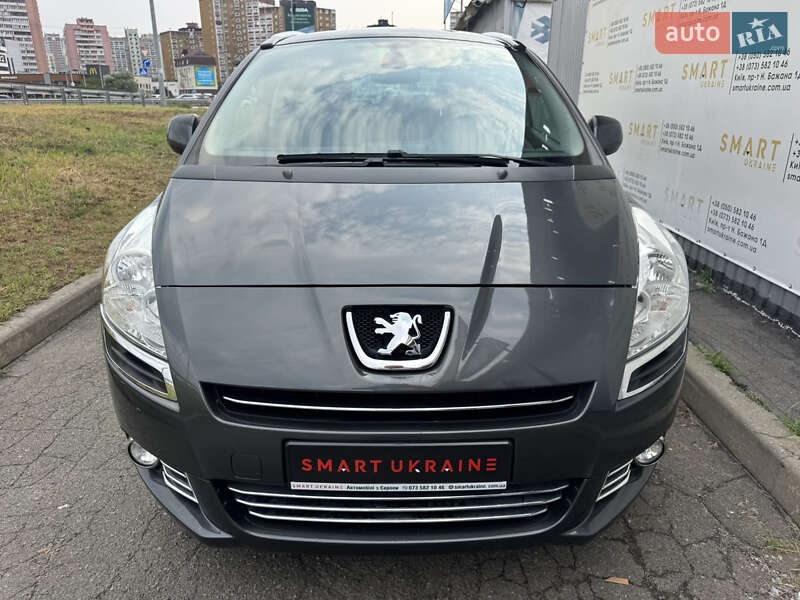 Микровэн Peugeot 5008 2013 в Киеве