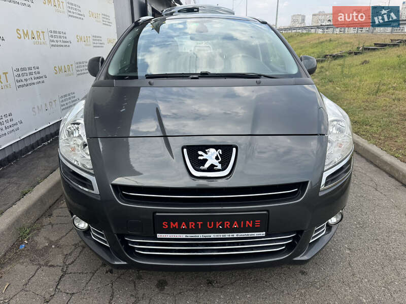 Микровэн Peugeot 5008 2013 в Киеве