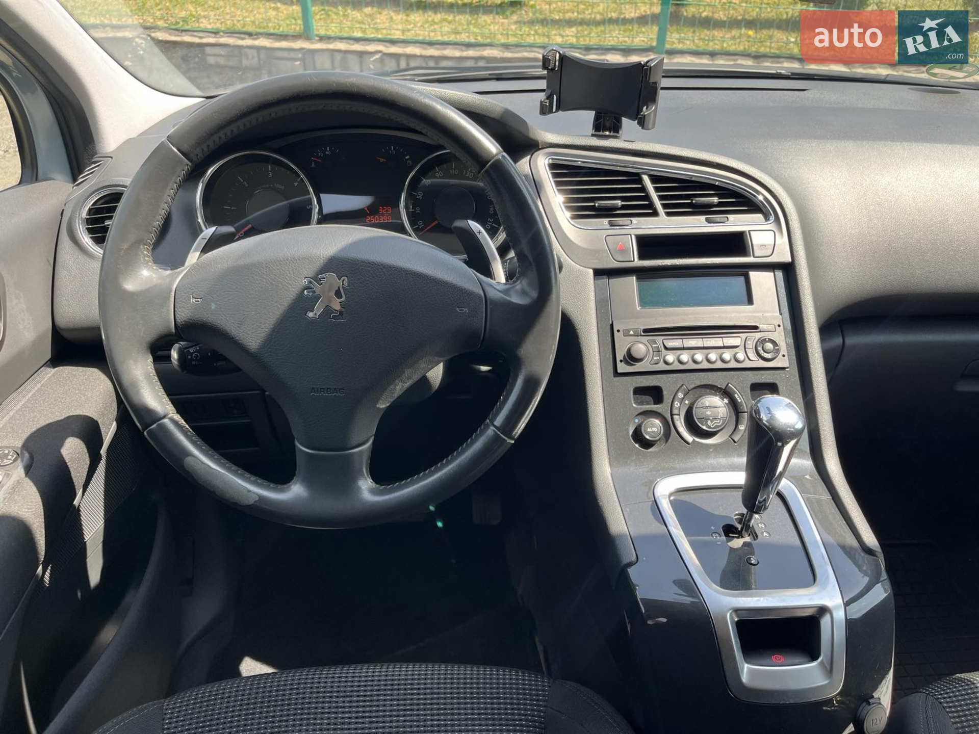 2010 Peugeot 5008 - мініатюра 11