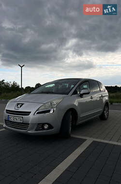 Мікровен Peugeot 5008 2009 в Львові