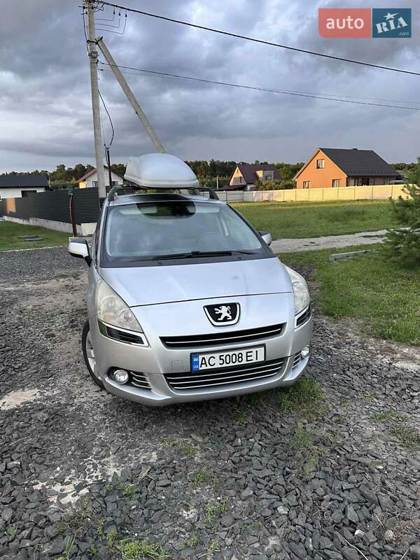 Микровэн Peugeot 5008 2011 в Луцке фото 6 Микровэн Peugeot 5008 2011 в Луцке