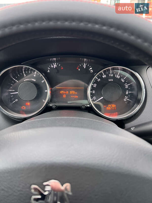 Мікровен Peugeot 5008 2010 в Ходореві