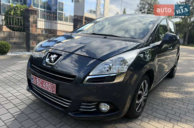 Мікровен Peugeot 5008 2011 в Рівному