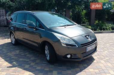 Мікровен Peugeot 5008 2010 в Києві