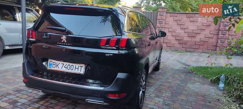 Внедорожник / Кроссовер Peugeot 5008 2017 в Ровно фото 12 Внедорожник / Кроссовер Peugeot 5008 2017 в Ровно