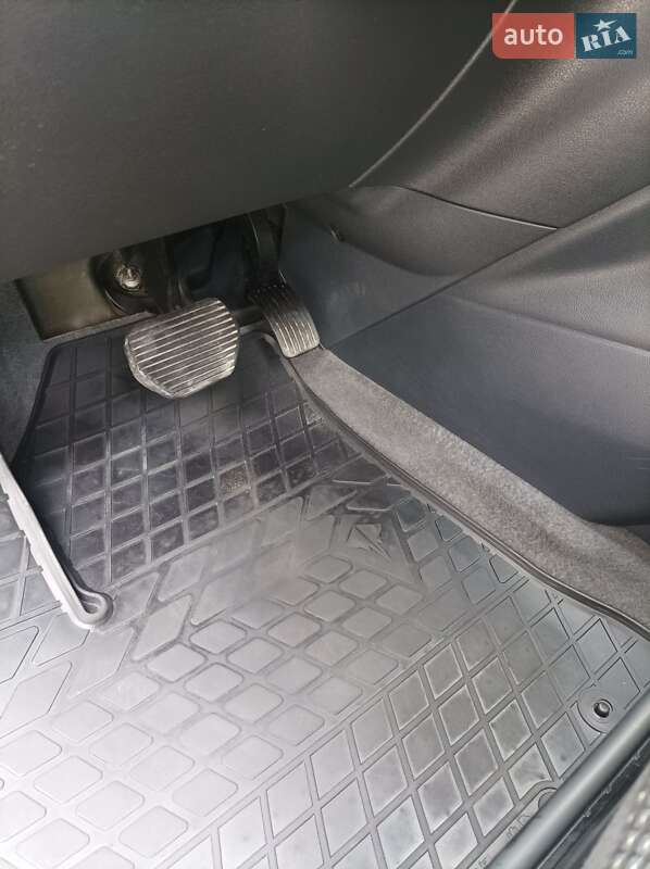 Мікровен Peugeot 5008 2015 в Бродах фото 36 Мікровен Peugeot 5008 2015 в Бродах