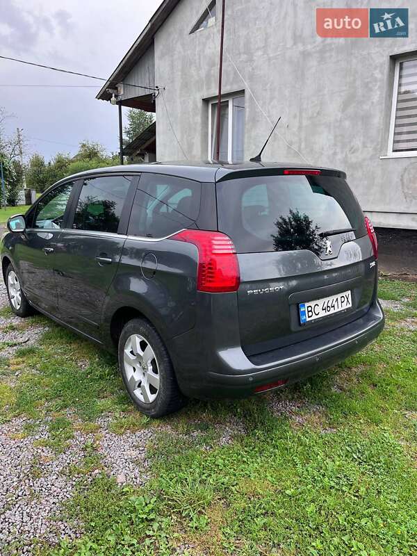 Мікровен Peugeot 5008 2010 в Самборі