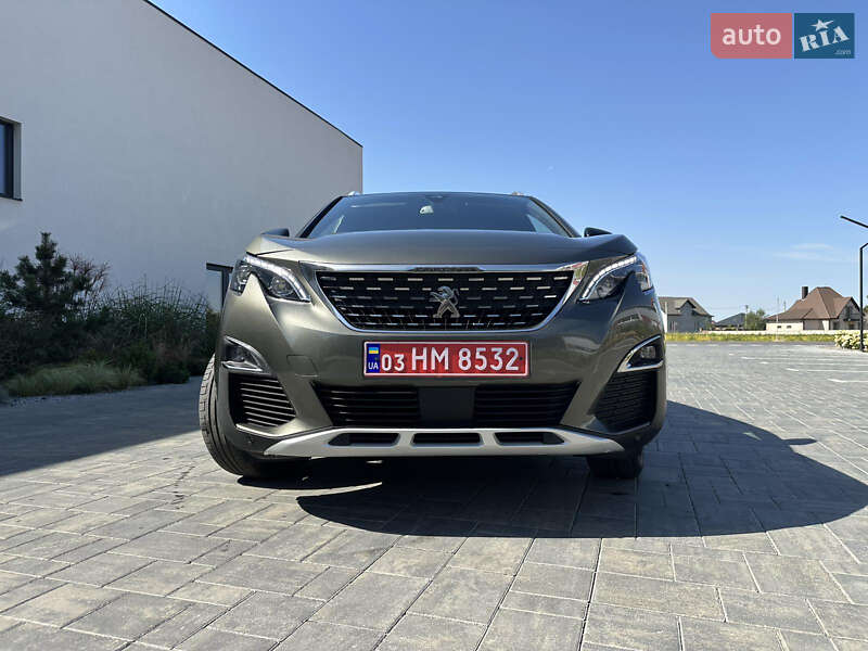 Позашляховик / Кросовер Peugeot 5008 2018 в Луцьку