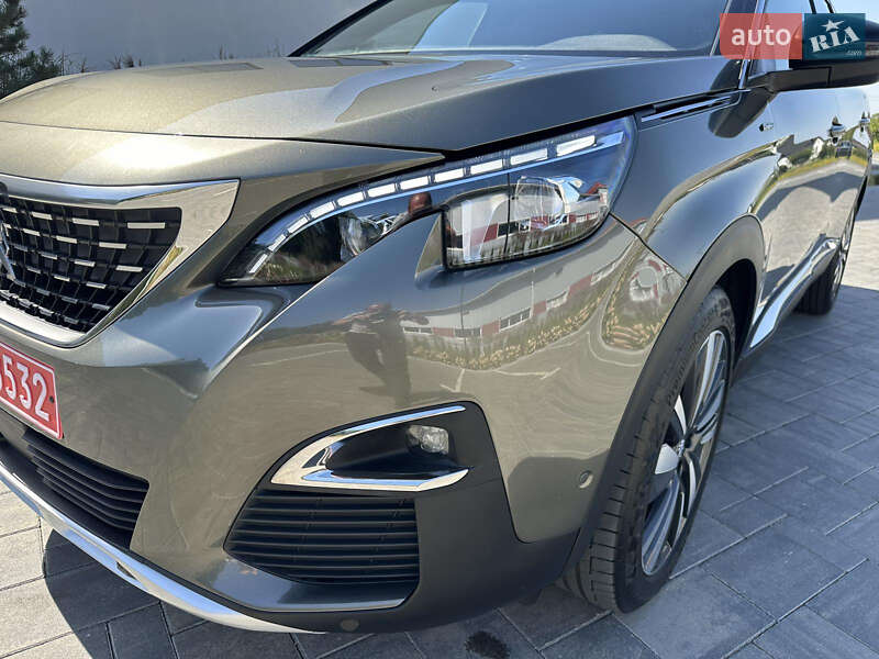 Позашляховик / Кросовер Peugeot 5008 2018 в Луцьку