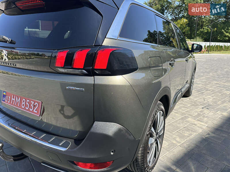 Позашляховик / Кросовер Peugeot 5008 2018 в Луцьку
