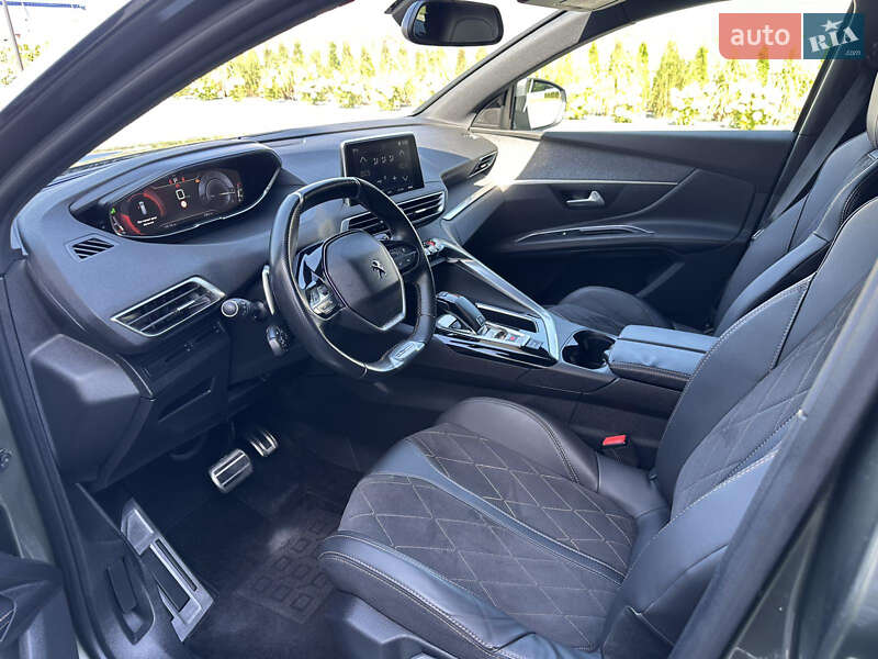 Позашляховик / Кросовер Peugeot 5008 2018 в Луцьку