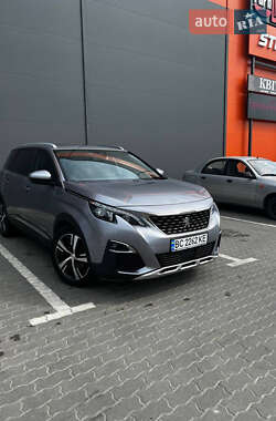 Позашляховик / Кросовер Peugeot 5008 2017 в Львові