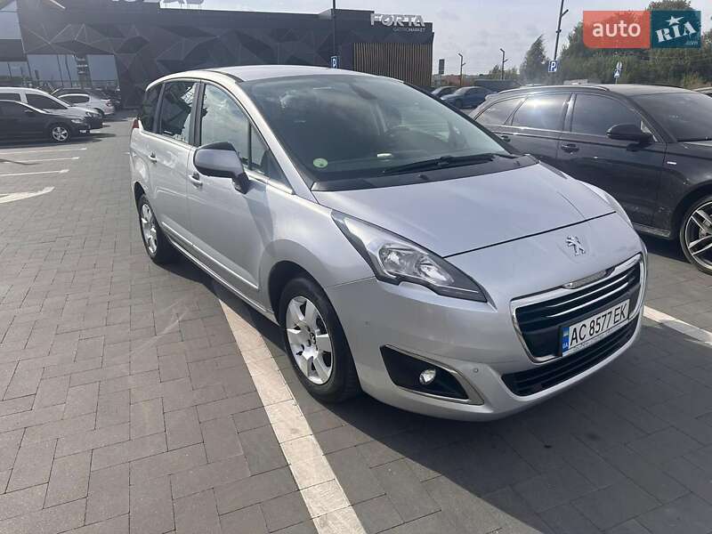 Peugeot 5008 2016