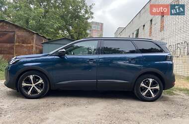 Внедорожник / Кроссовер Peugeot 5008 2022 в 