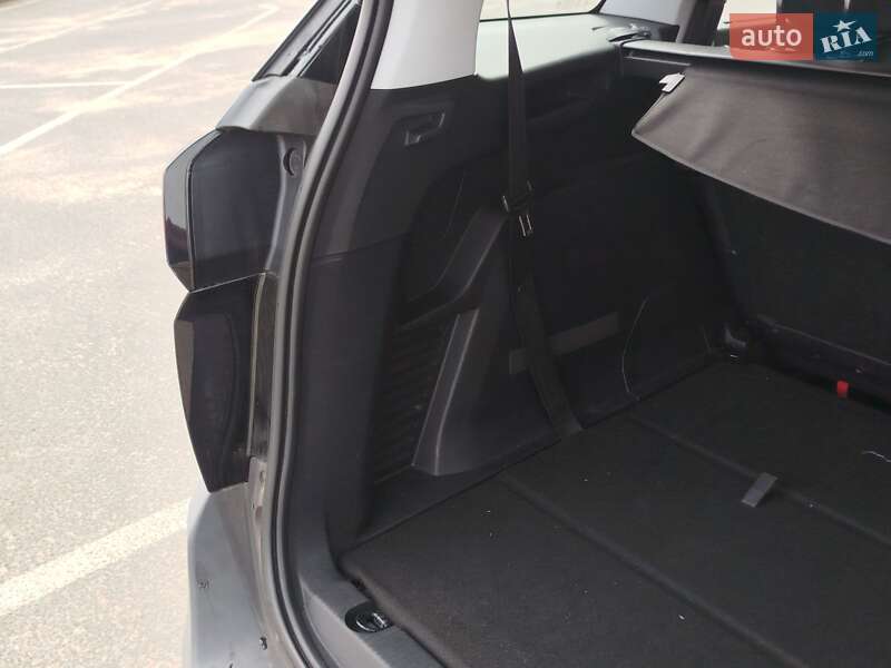 Позашляховик / Кросовер Peugeot 5008 2017 в Малині фото 17 Позашляховик / Кросовер Peugeot 5008 2017 в Малині