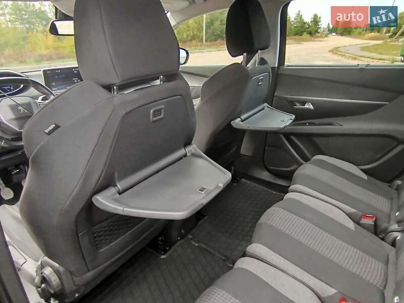 Позашляховик / Кросовер Peugeot 5008 2017 в Малині фото 37 Позашляховик / Кросовер Peugeot 5008 2017 в Малині