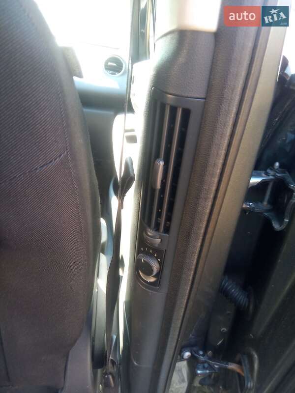 Мікровен Peugeot 5008 2010 в Києві