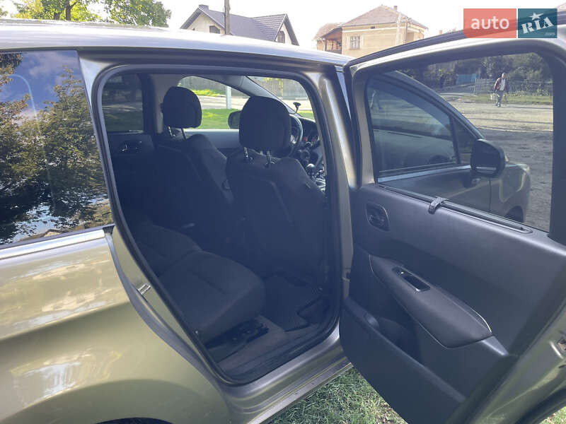 Мікровен Peugeot 5008 2011 в Теребовлі