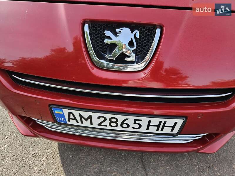 Мікровен Peugeot 5008 2012 в Житомирі