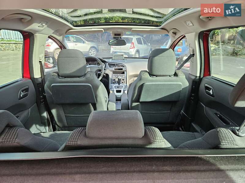 Мікровен Peugeot 5008 2012 в Житомирі