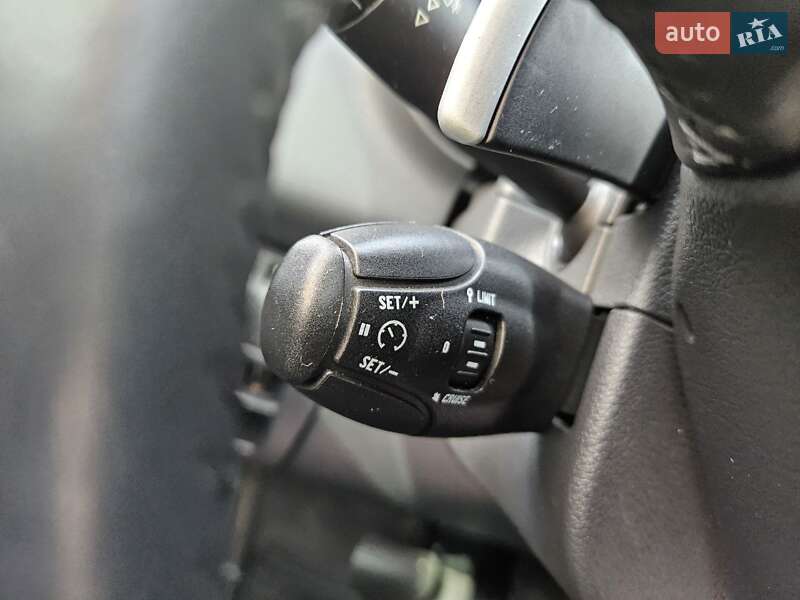 Мікровен Peugeot 5008 2012 в Житомирі