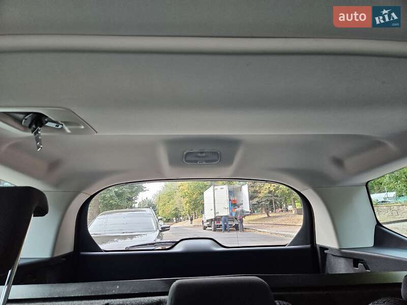 Мікровен Peugeot 5008 2012 в Житомирі