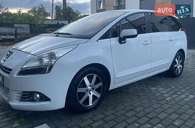 Микровэн Peugeot 5008 2012 в Черновцах