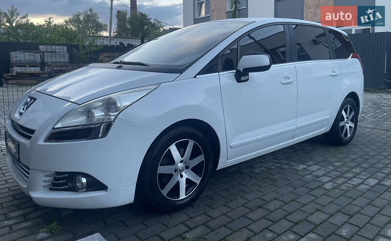 Peugeot 5008 2012 Peugeot 5008 2012