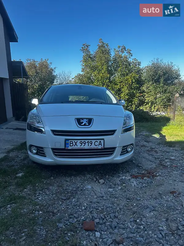 Peugeot 5008