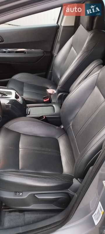 Микровэн Peugeot 5008 2015 в Тальном