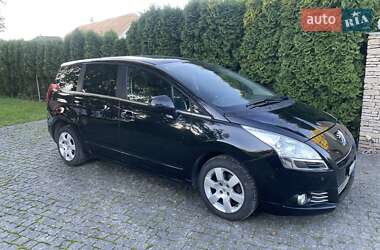 Мікровен Peugeot 5008 2012 в Дубні