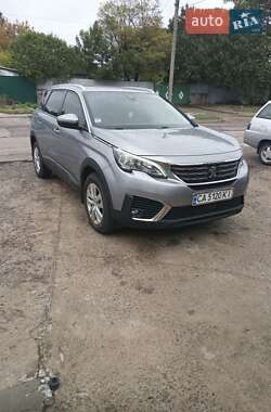 Позашляховик / Кросовер Peugeot 5008 2017 в Южноукраїнську