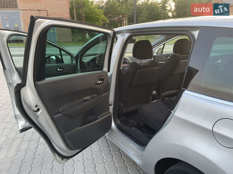 Мікровен Peugeot 5008 2010 в Бориславі фото 13 Мікровен Peugeot 5008 2010 в Бориславі