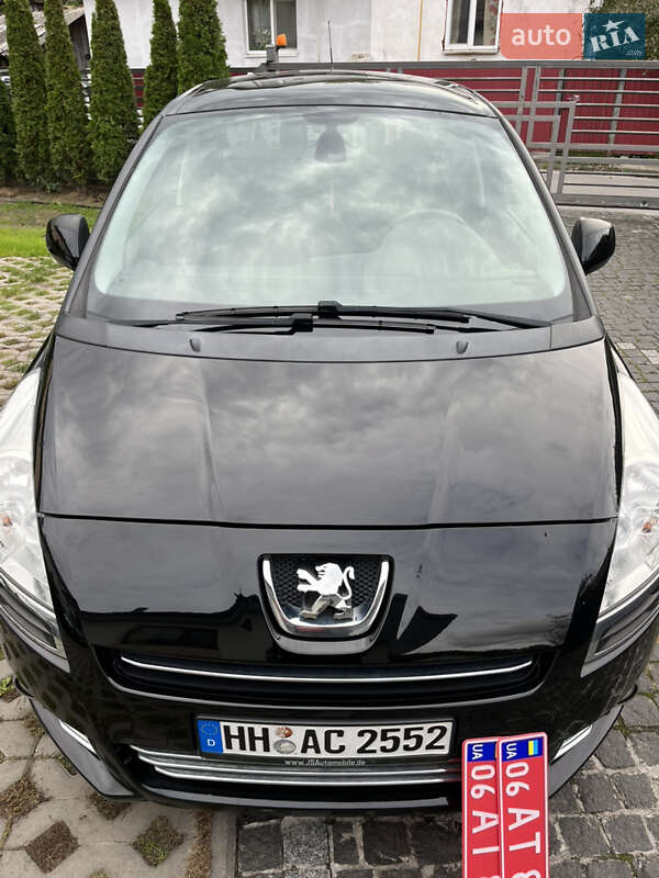 Мікровен Peugeot 5008 2010 в Звягелі