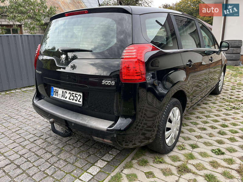 Мікровен Peugeot 5008 2010 в Звягелі