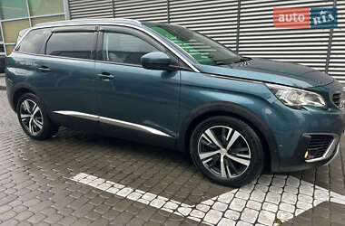 Peugeot 5008 2017