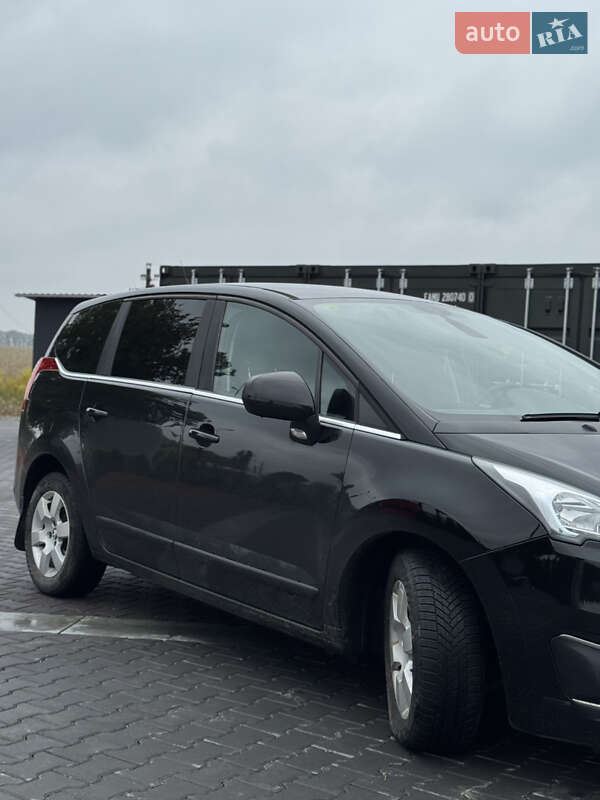 Микровэн Peugeot 5008 2014 в Голованевске фото 3 Микровэн Peugeot 5008 2014 в Голованевске