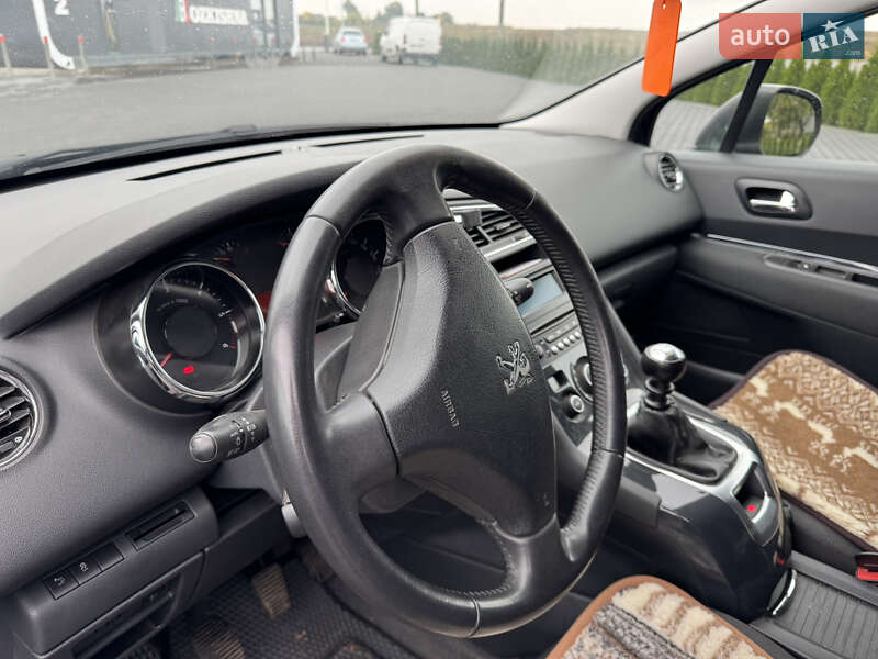 Микровэн Peugeot 5008 2014 в Голованевске фото 13 Микровэн Peugeot 5008 2014 в Голованевске