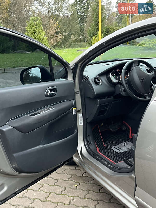 Микровэн Peugeot 5008 2010 в Бродах фото 31 Микровэн Peugeot 5008 2010 в Бродах